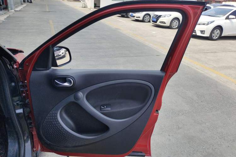 Used smart forfour 2016 1.0L 52 kW Passion Edition