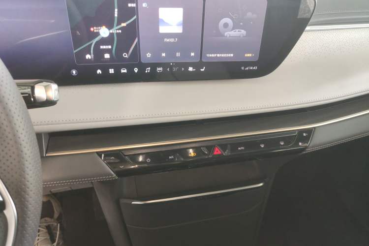 Used Buick GL8 2026 Model Lu Zun Smart Enjoyment Edition