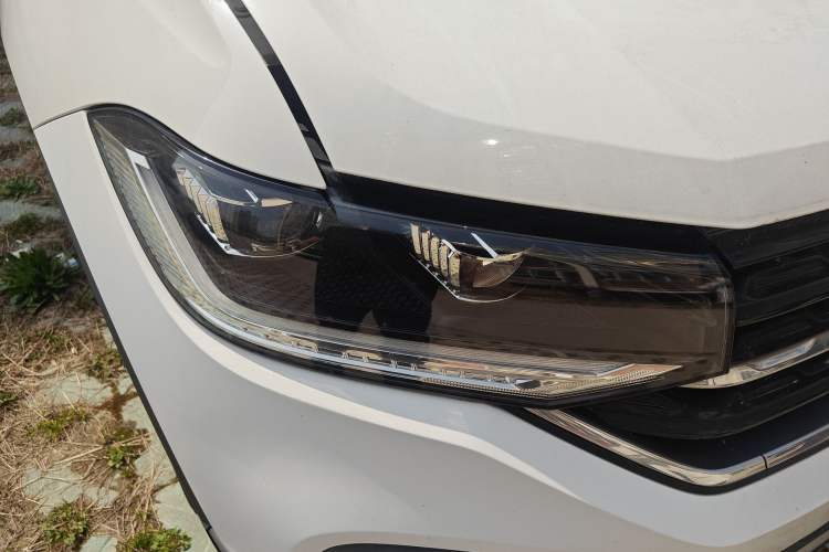 Used Volkswagen Tacqua 2020 1.5L Automatic Yue
