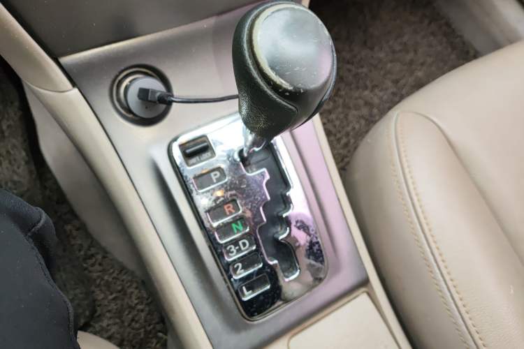 Used Toyota Corolla EX 2013 1.6L Automatic Luxury Edition