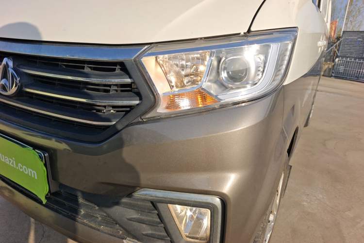 Used CHANGAN KUAYUE Xing V5 2021 1.6L Jinbao Edition Luxury Version DAM16KR