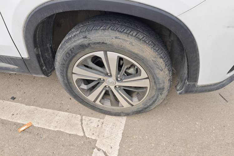 Used CHANGAN CS75 2018 280T Automatic Smart Edition China V Standard Right Front Wheel Hub