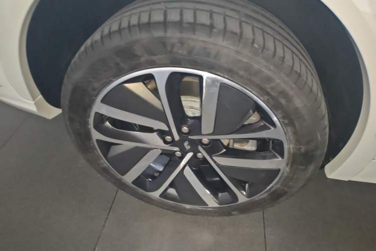 Used Li Auto L7 2023 Pro Model
