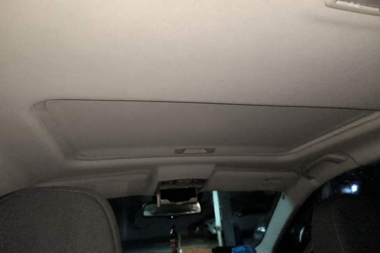 Used Bestune X80 2013 2.0L automatic comfort version