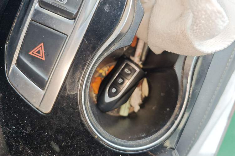 Used Zotye SR7 2016 1.5T CVT Cube Heart Edition China V Standard