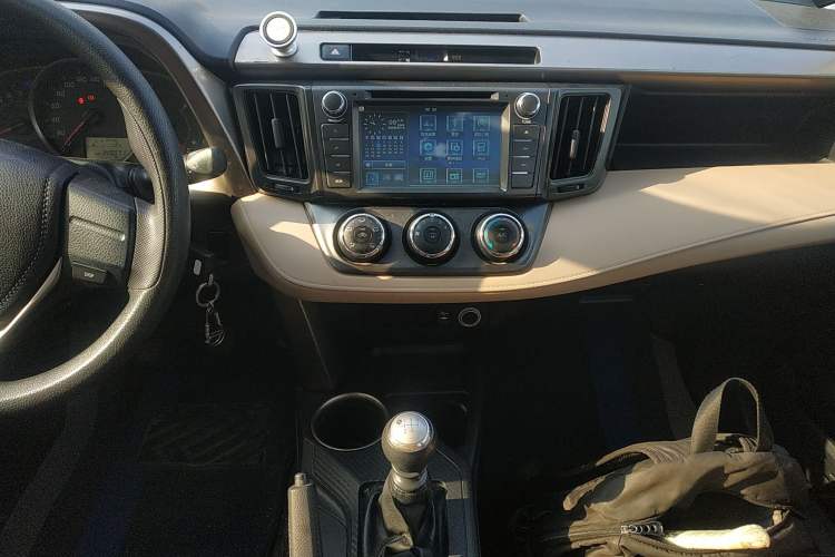 Used Toyota RAV4 2013 2.0L Manual Two-Wheel Drive Urban Edition