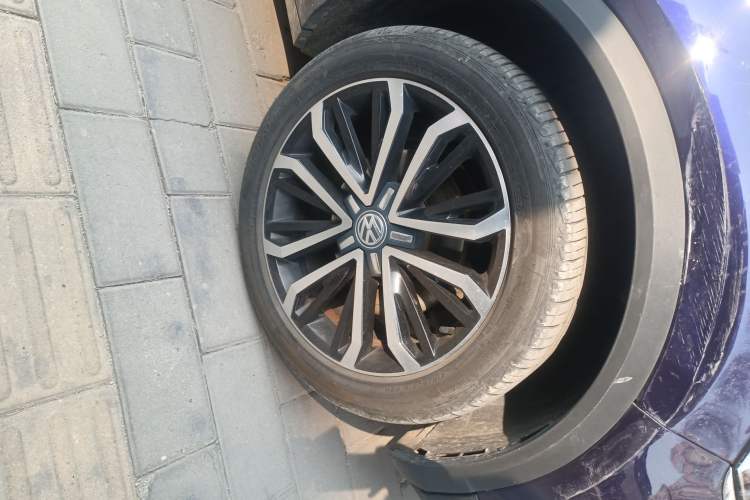 Used Volkswagen T-ROC 2020 280TSI DSG Two-Wheel Drive Comfort Version