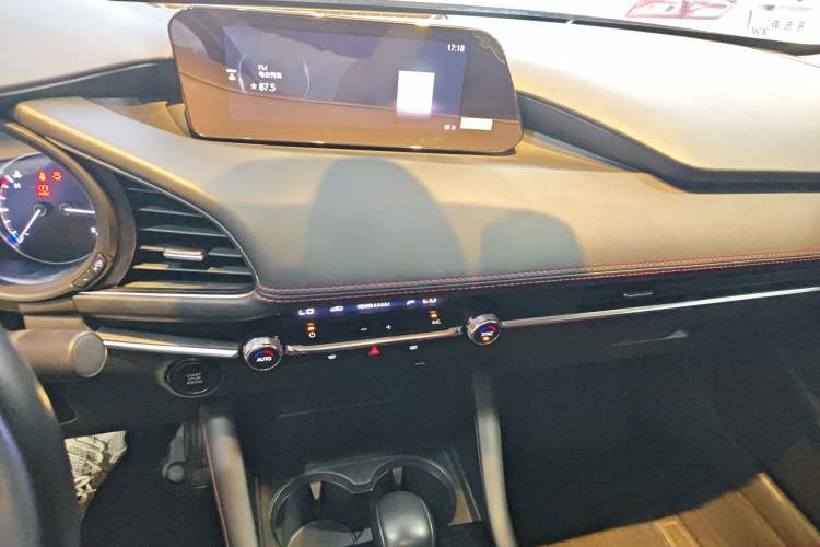 Used Mazda Mazda 3 Axela 2022 2.0L Automatic Premium Black Obsidian Edition