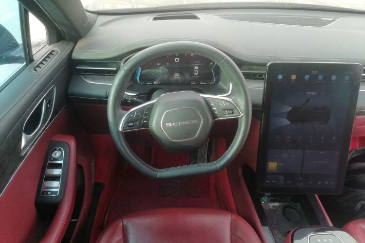 Used SERES SF5 2021 Four-Wheel Drive Freedom Expedition Edition