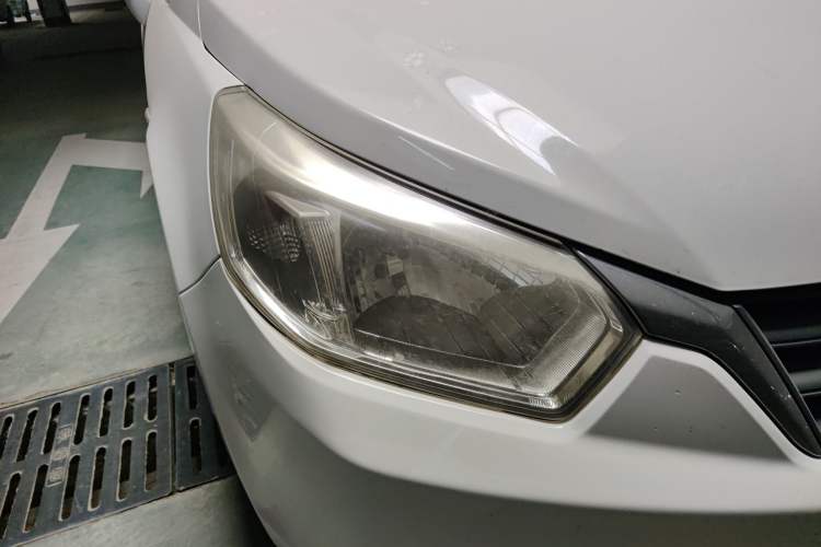 Used Venucia D50 2013 1.6L Manual Fashion Edition