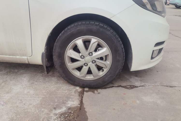 Used Kia K2 2015 Sedan 1.4L Manual Transmission GL
