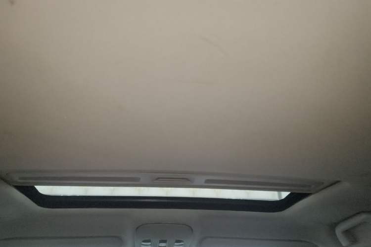 Used Haval H2 2016 Red-Label 1.5T Manual Two-Wheel Drive Luxury Model