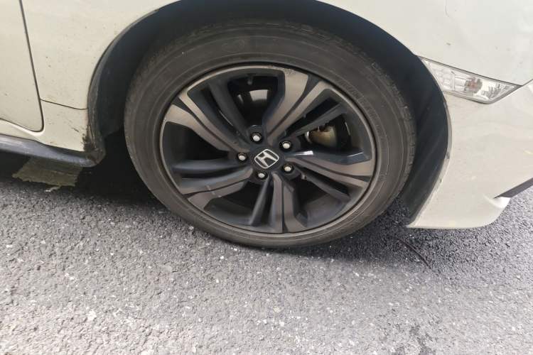 Used Honda Civic 2019 220TURBO CVT Dynamic Edition China VI Emission Standard Right Front Wheel Hub