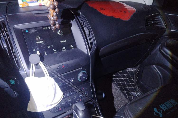 Used Ford Edge 2018 EcoBoost 245 Two-Wheel-Drive Titanium 7-Seater China V Standard
