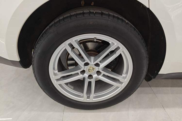 Used Porsche Macan 2023 Macan 2.0T
