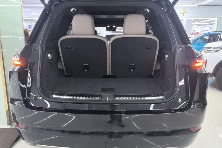 Used Li Auto L9 2025 Ultra Smart Refreshed Edition
