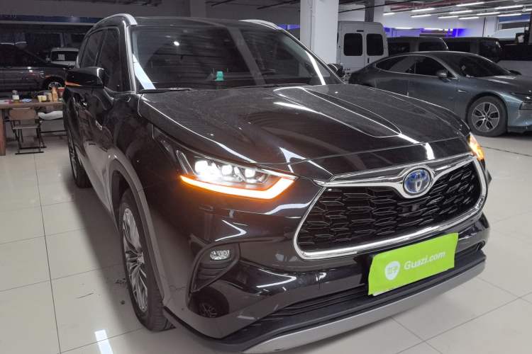 Used Toyota Highlander 2023 2.5L Smart Electric Hybrid Dual-Motor All-Wheel-Drive Supreme Edition – 7 Seats Exterior 1
