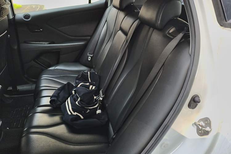 Used Acura CDX 2016 1.5T Two-Wheel Drive Enjoyment Edition Left Rear Seat