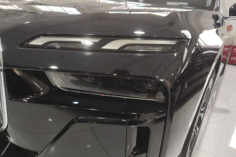 Used BMW 7 Series 2023 735Li M Sport Package Left Front Headlight