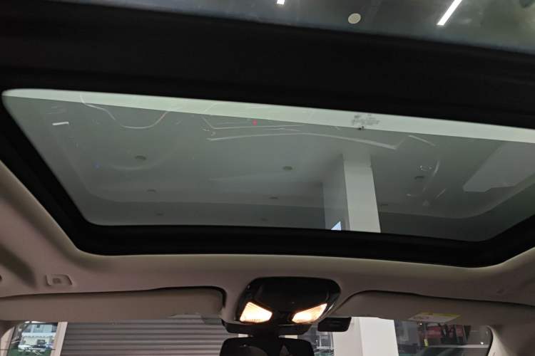 Used BMW X5 2022 xDrive 30Li Luxury M Sport Package