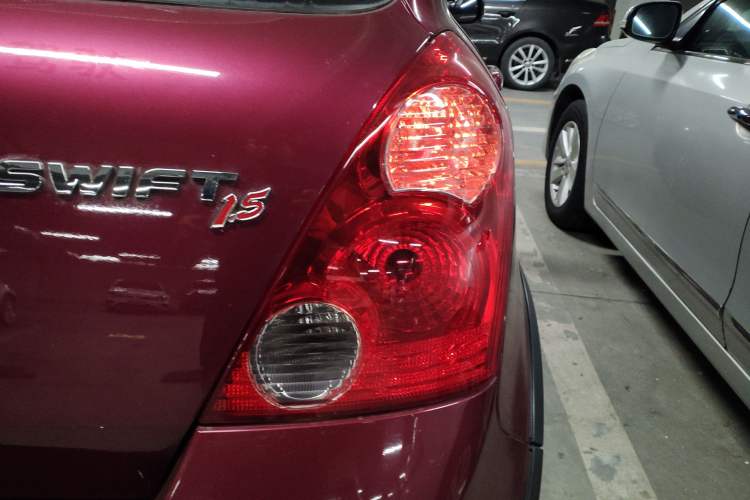 Used Suzuki Swift 2015 1.5L Automatic Limited Edition
