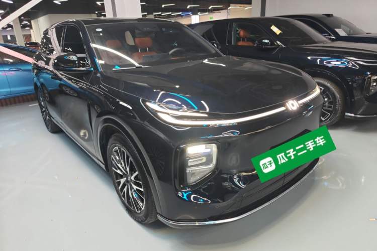 Used CHANGAN NEVO Q07 2025 215 Flagship PLUS Exterior 1