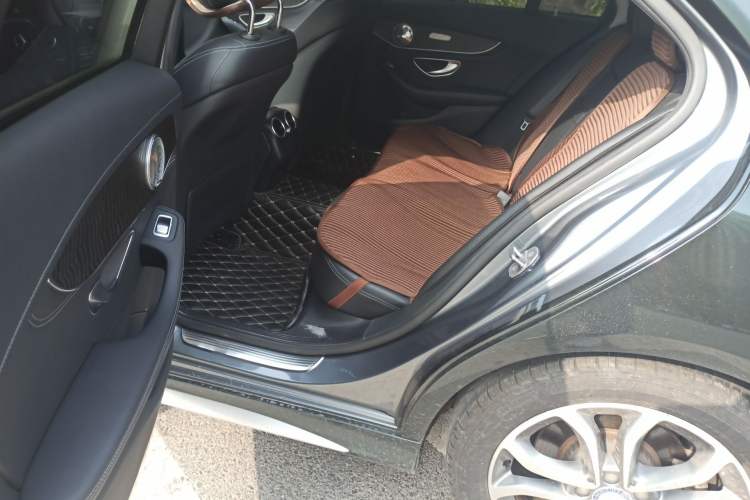 Used Mercedes-Benz C-Class 2017 Restyled C 180 L Fashion Edition Sport Version
