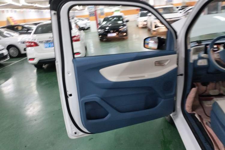 Used Dongfeng Fengon MINIEV 2022 Candy Edition Lightly Sweeted