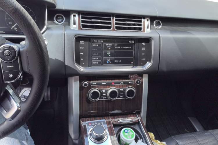 Used Land Rover Range 2014 Revised 3.0 SC V6 Vogue Audio And AC Panel