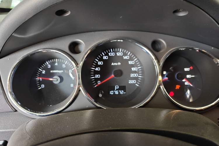 Used Dongfeng Aeolus H30 2014 CROSS 1.5L Automatic Zunyi Model