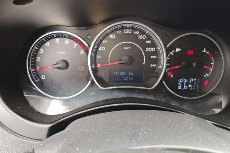 Used Renault Koleos 2012 2.5L Two-Wheel Drive Comfort Edition with Navigation
