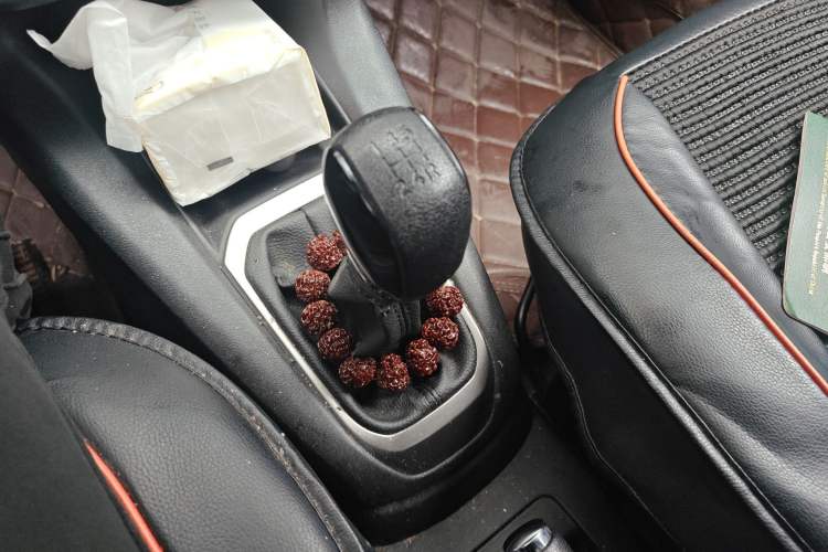 Used Peugeot 301 2016 1.6L Manual Comfort Edition Gear Lever