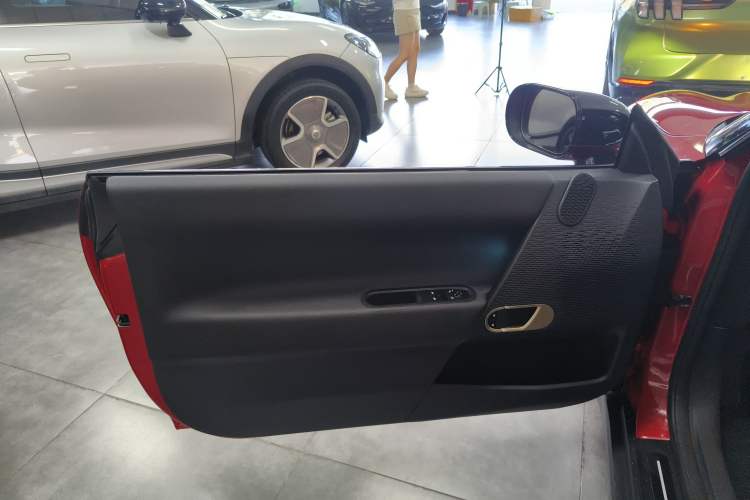 Used MINI Electric MINI COOPER 2024 456km COOPER E Classic Edition