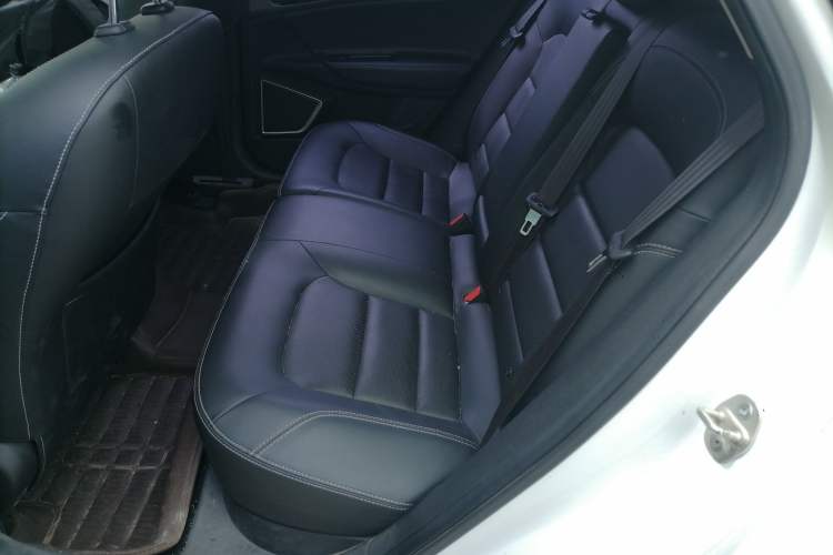 Used Geely Auto Emgrand GS 2017 Sport Edition 1.3T Automatic Smart Connectivity Model