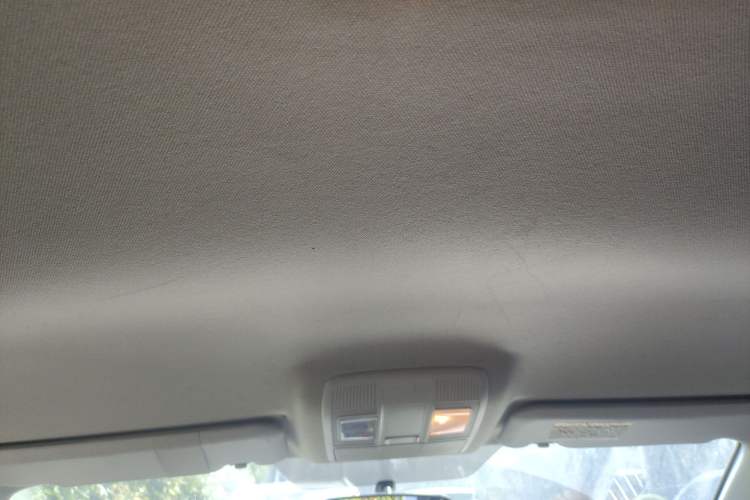 Used Mazda 3 Axela 2016 Sedan 1.5L Automatic Comfort Model