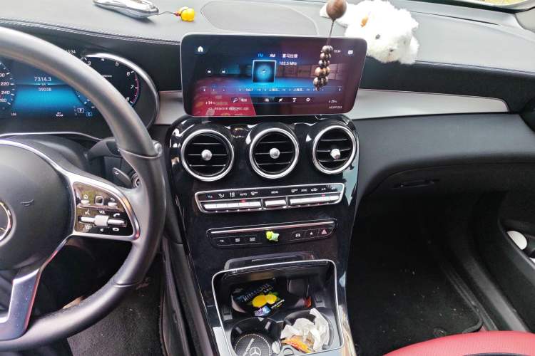 Used Mercedes-Benz GLC Coupe 2023 GLC 260 4MATIC Coupe SUV
