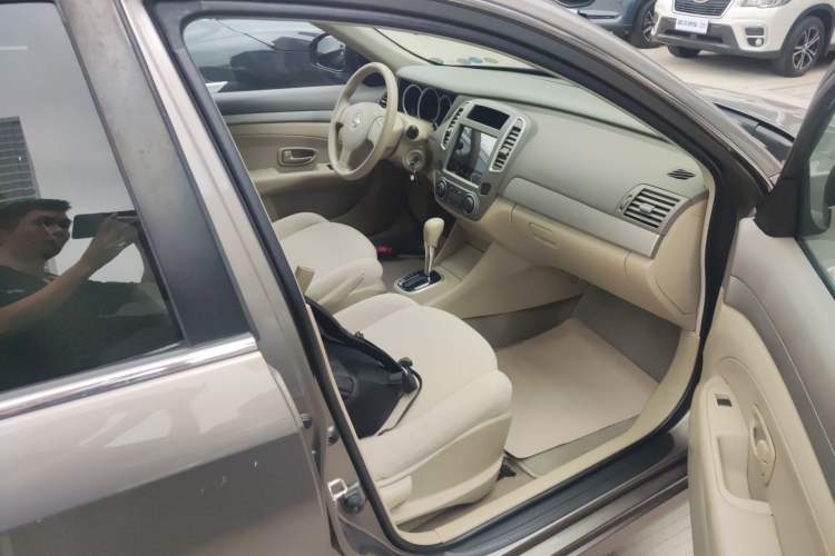 Used Nissan Sylphy 2019 Classic 1.6XE+ CVT SmartConnect Leading Edition Right Front Seat