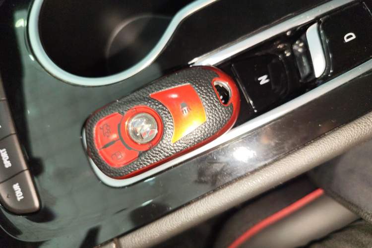 Used Buick Regal 2020 GS 28T Prestige Model Vehicle Key