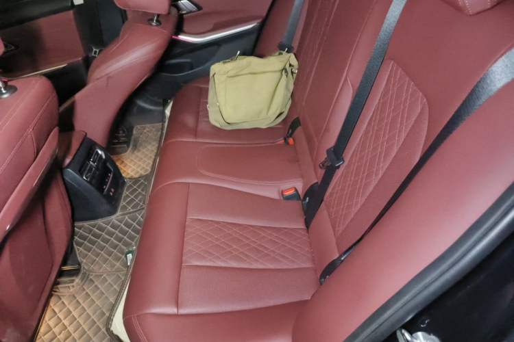 Used BMW 3 Series 2023 325i M Sport Package
