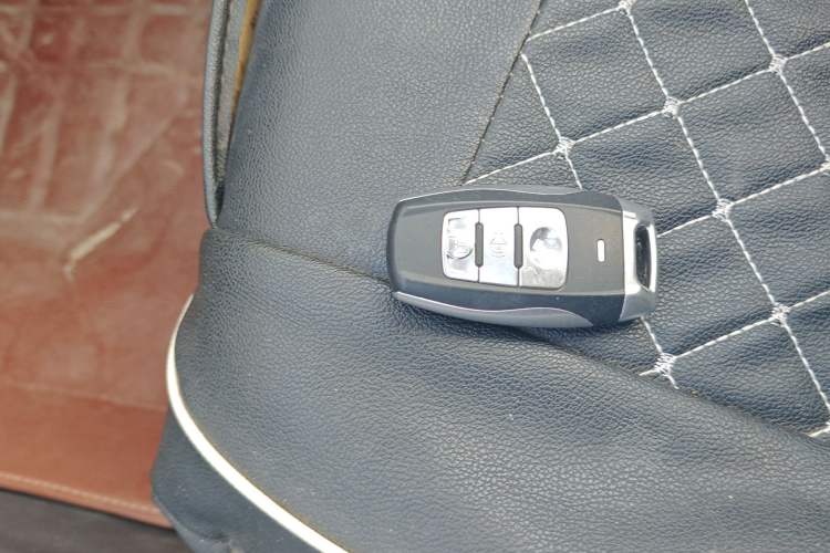 Used Haval H2 2016 Red-Label 1.5T Manual Two-Wheel Drive Comfort Model
