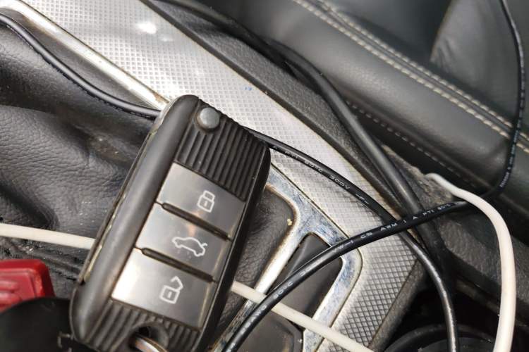 Used Roewe RX5 2016 20T Two-Wheel Drive Automatic Internet Smart Edition