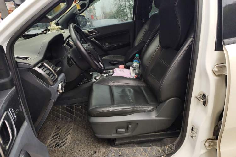 Used Ford Everest 2016 2.0T Gasoline Automatic 4x4 Flagship Edition
