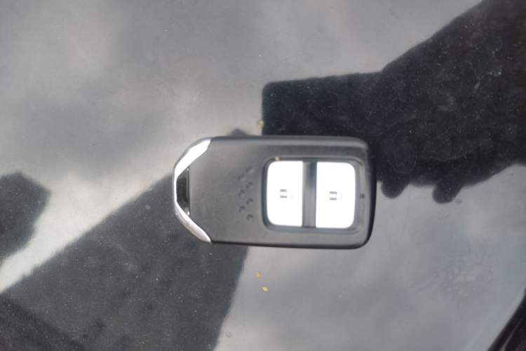 Used Honda Vezel 2016 1.8L CVT Front-Wheel Drive Pioneer Edition
