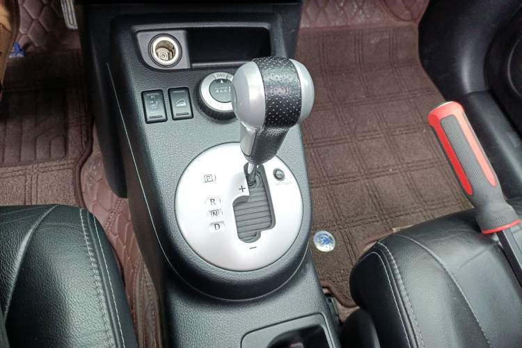 Used Nissan X-Trail 2010 2.5L CVT Flagship Edition 4WD Gear Lever