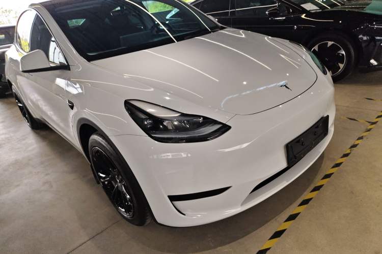 Used Tesla Model Y 2022 Revised Version Rear-Wheel Drive Front Right 45 Deg