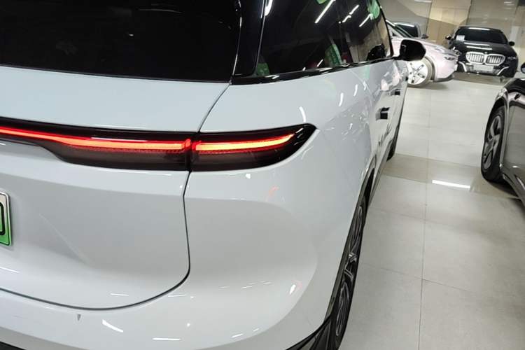 Used Nio ES6 2023 75 kWh
