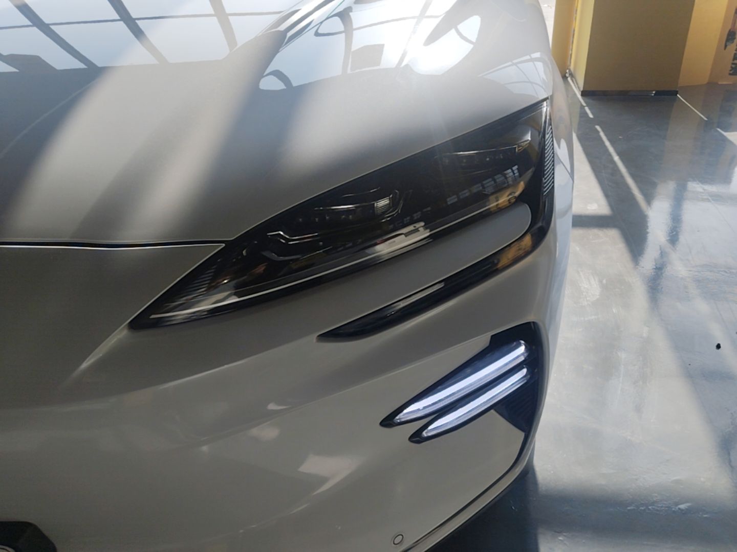 BYD Song PLUS New Energy 2024 Honor Edition EV 520km Luxury Model — снимка 8
