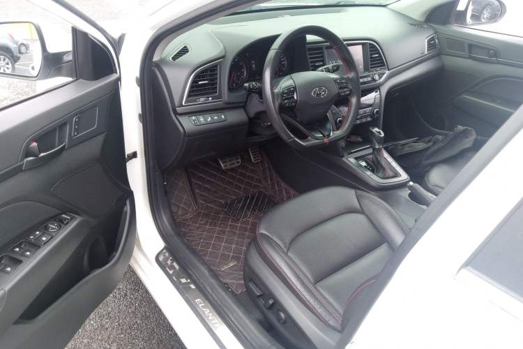 Used Hyundai Elantra (6th Generation / Lingdong) 2016 1.4T Dual-Clutch Xuan Dong · Flagship Edition
