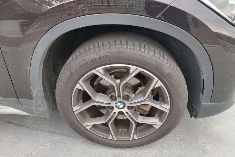 Used BMW X1 2021 sDrive20Li Premium Edition Right Front Wheel Hub