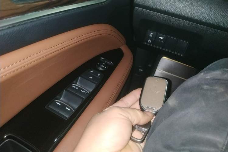 Used Honda UR-V 2017 370TURBO 2WD Prestige Edition China V
